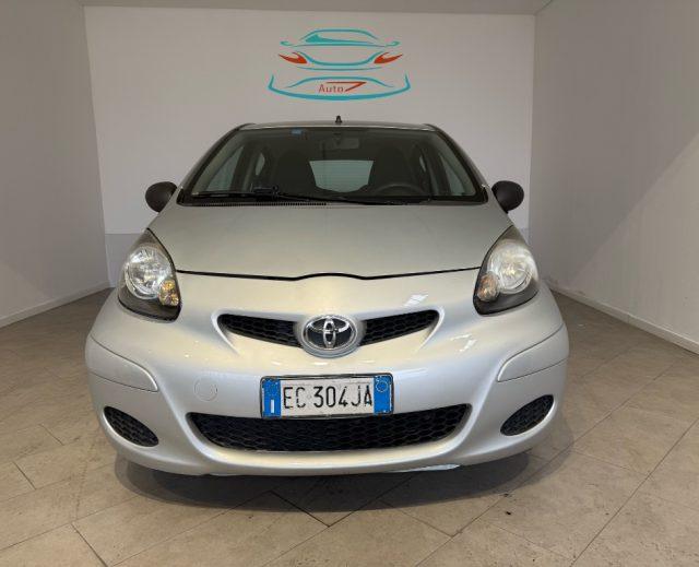 TOYOTA Aygo 1.0 12V VVT-i 5 porte Now Red Edition