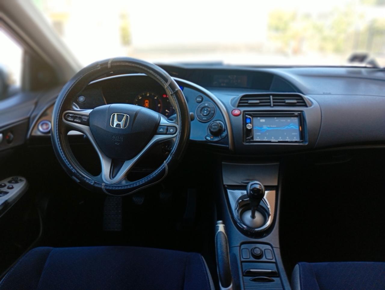 Honda Civic 2.2 i-CTDi 5p. Exclusive LH LE