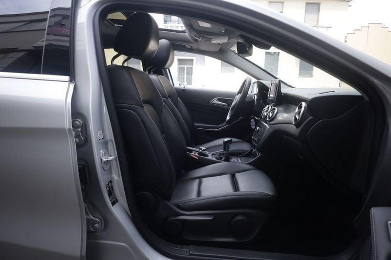 Mercedes-Benz GLA Mercedes-Benz GLA 200 d Enduro Tetto Panoramico Unicoproprietario