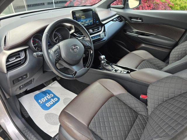 TOYOTA C-HR 1.8 Hybrid E-CVT Lounge