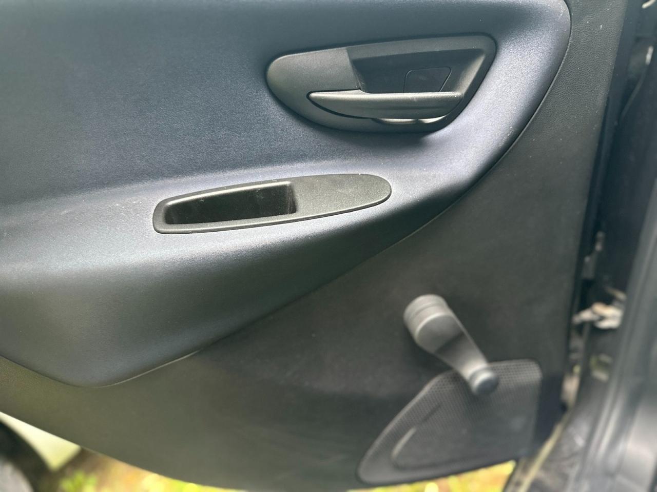 LANCIA Ypsilon III 2021 - Ypsilon 1.0 firefly hybrid Gold s&s 70cv