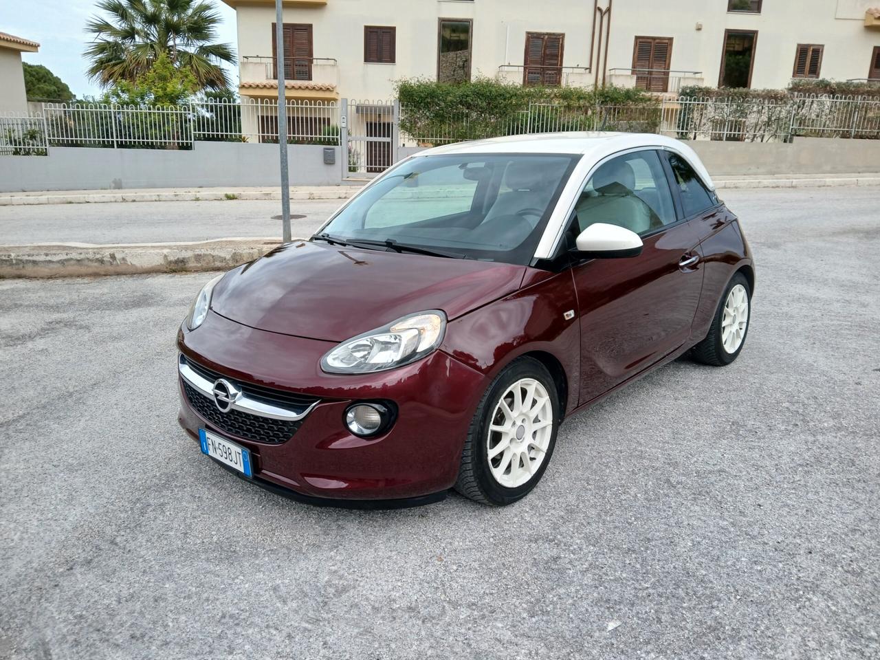Opel Adam 1.2 Glam