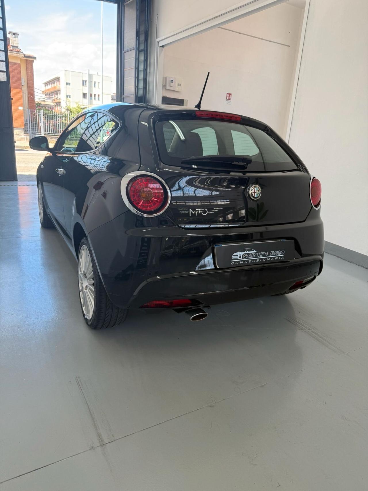 Alfa Romeo MiTo 1.4 105 CV M.air S&S Distinctive Sport Pack