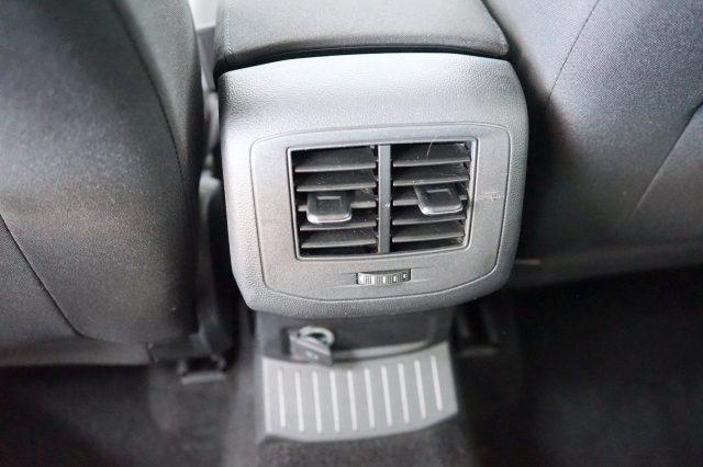 VOLKSWAGEN T-Roc 1.6 TDI SCR Business BlueMotion Technology