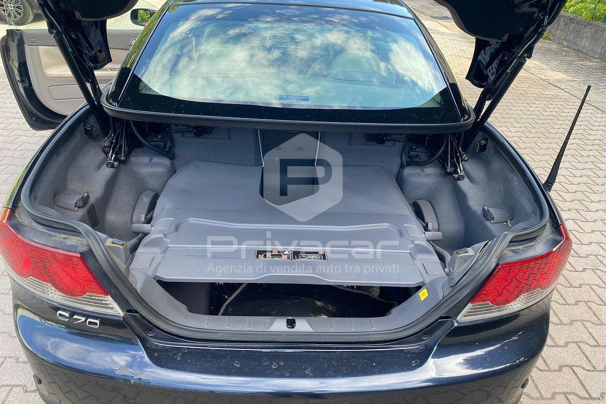VOLVO C70 2.4 D5 20V Summum