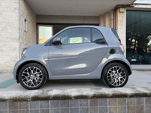 SMART ForTwo EQ Prime 22KW-INTERNI IN PELLE-SEDILI RISCAL.