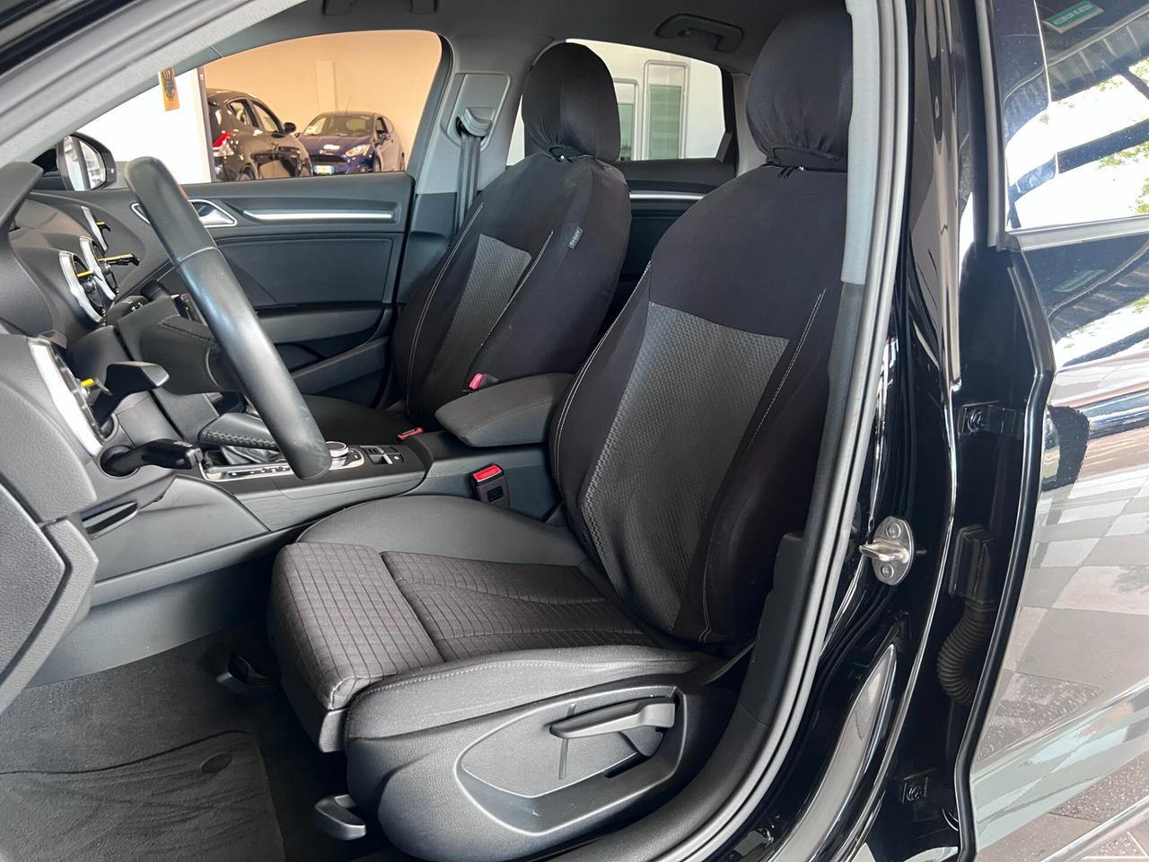 Audi A3 Sedan 1.6 TDI 116 CV S tronic Sport