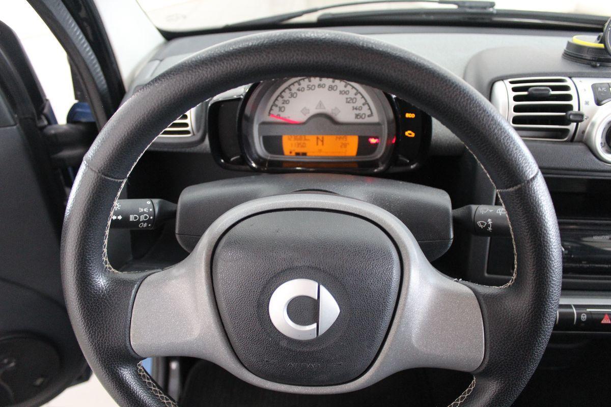 SMART - Fortwo - 1000 52 kW MHD coupé passion