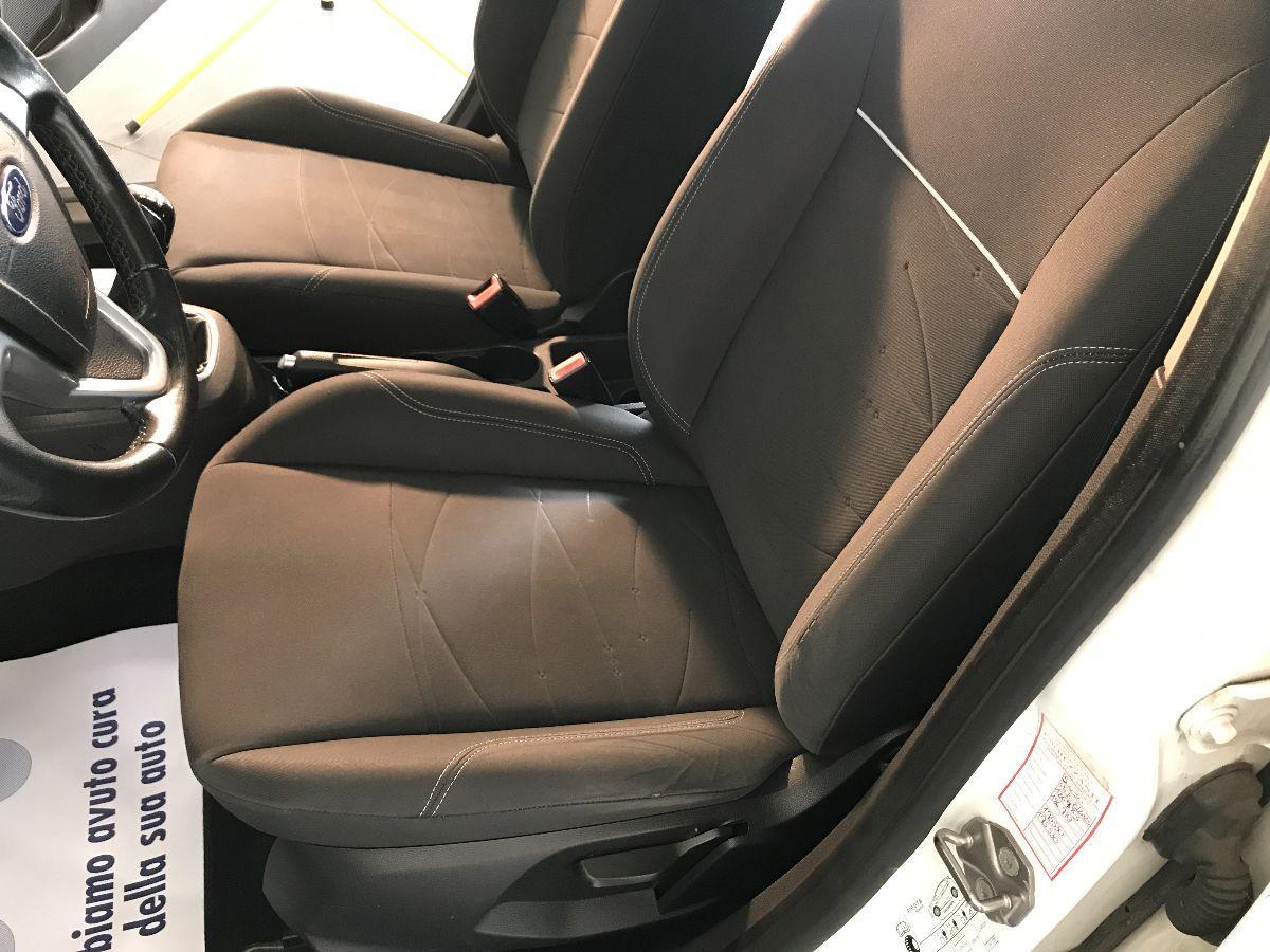 FORD Fiesta 1.5 TDCi 75CV 5p. Business