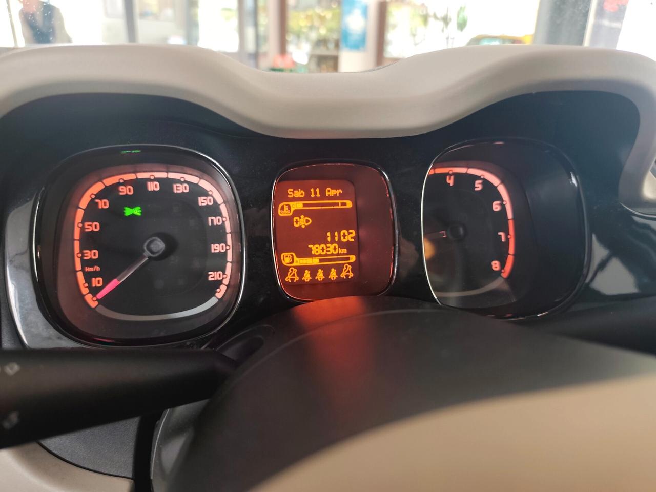 Fiat Panda 1.2 Lounge Benz euro 6 78 Milà km