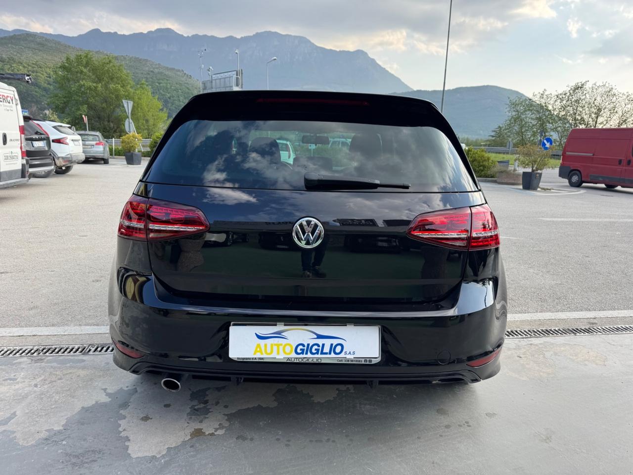 Volkswagen Golf 1.6 TDI 110 CV 5p. R-LINE