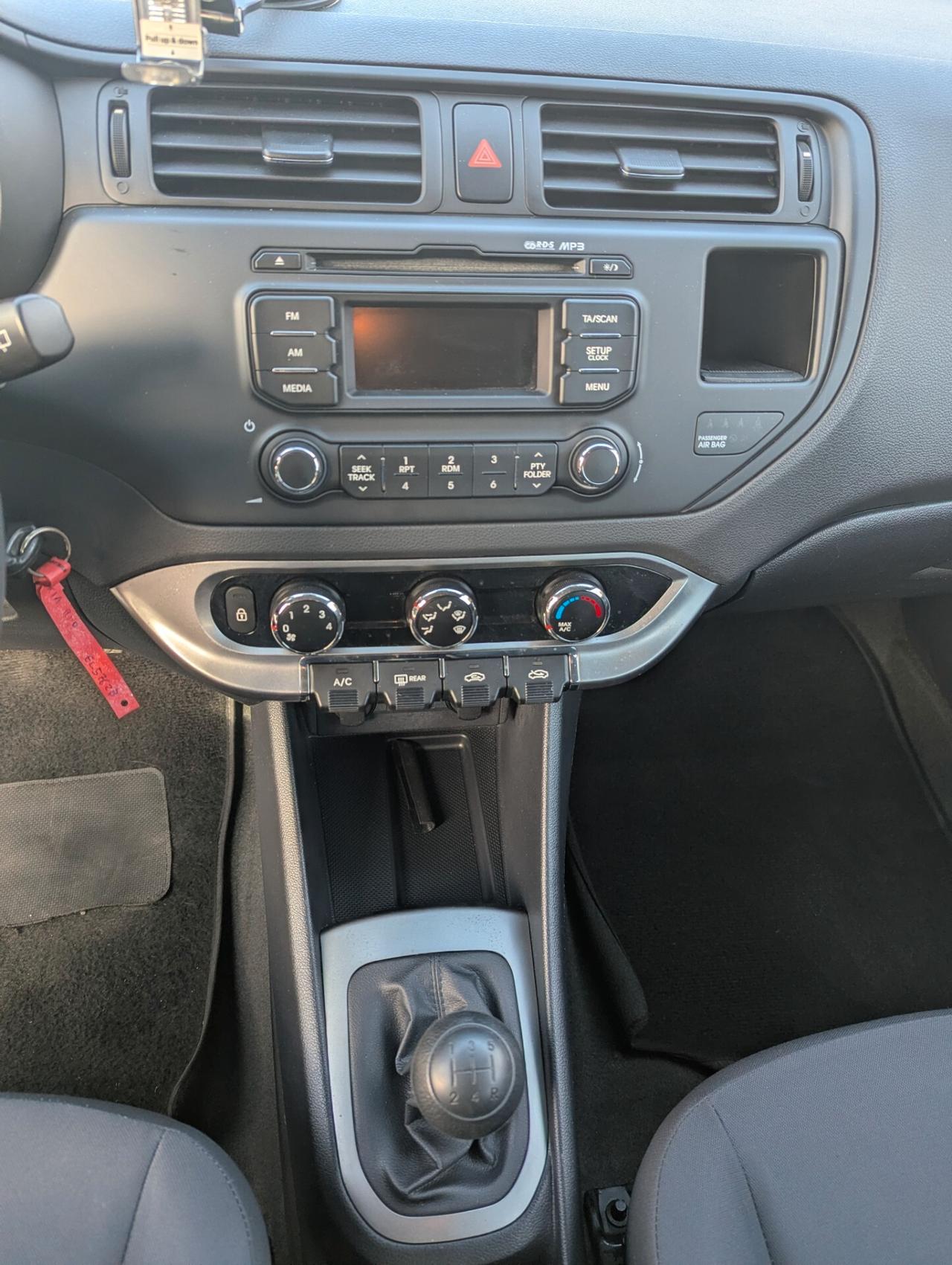 Kia Rio 1.2 neopatentati