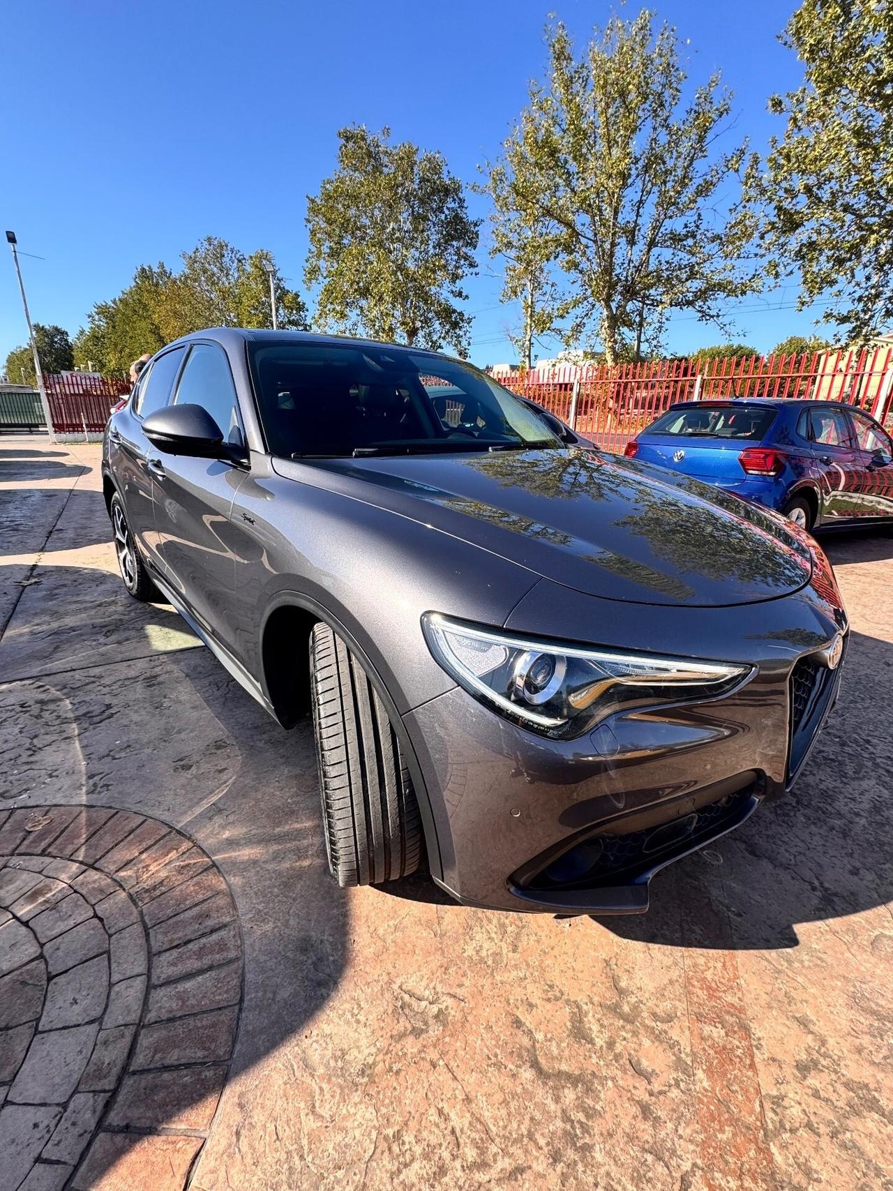 Alfa Romeo Stelvio 2.2 Turbodiesel 190 CV AT8 RWD