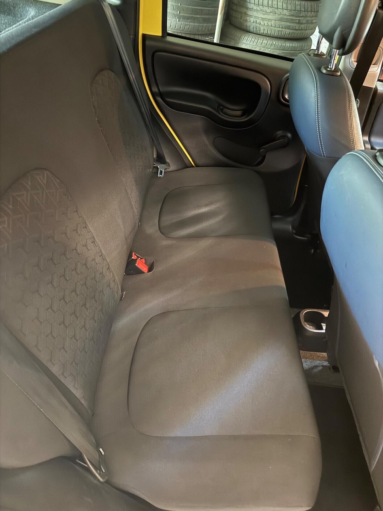 Fiat Panda 1.2 CROSS GPL DI SERiE