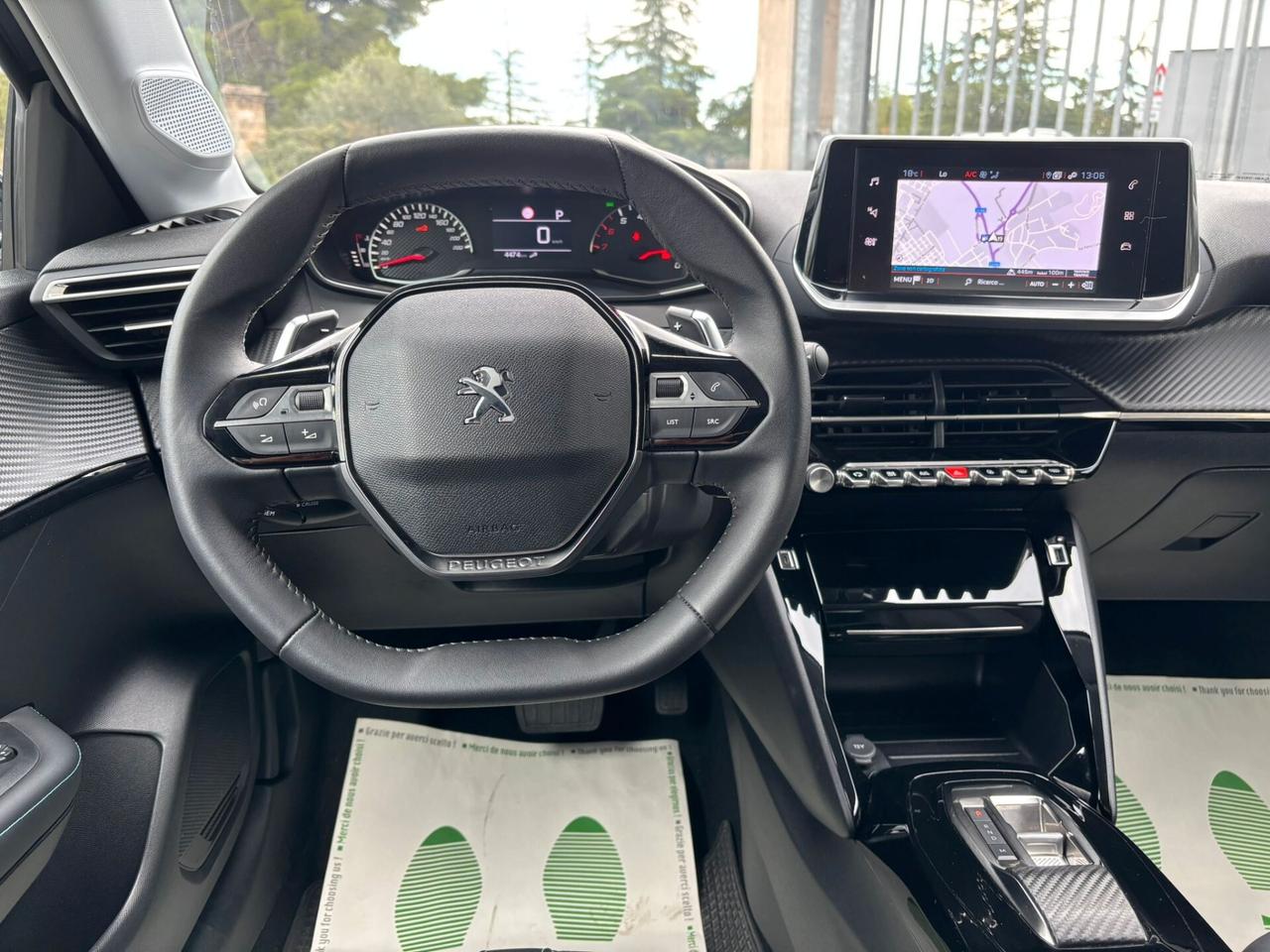 Peugeot 208 PureTech 100cv EAT8 5p Allure Pack
