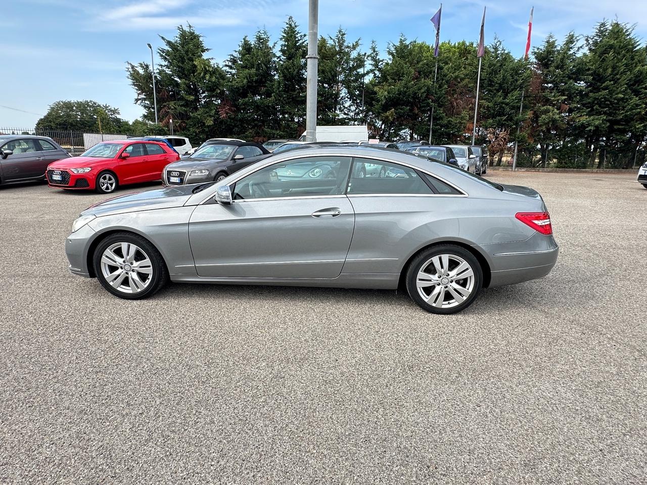 Mercedes-benz E 200 Coupé Avantgarde - 2010