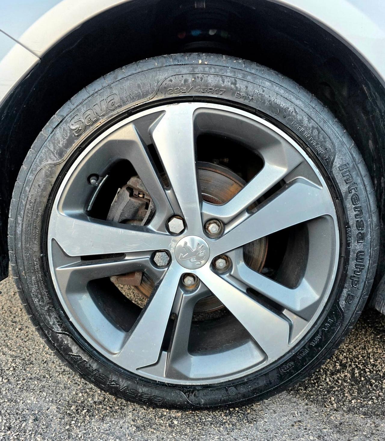 Peugeot 308 BlueHDi 120 S&S SW Allure
