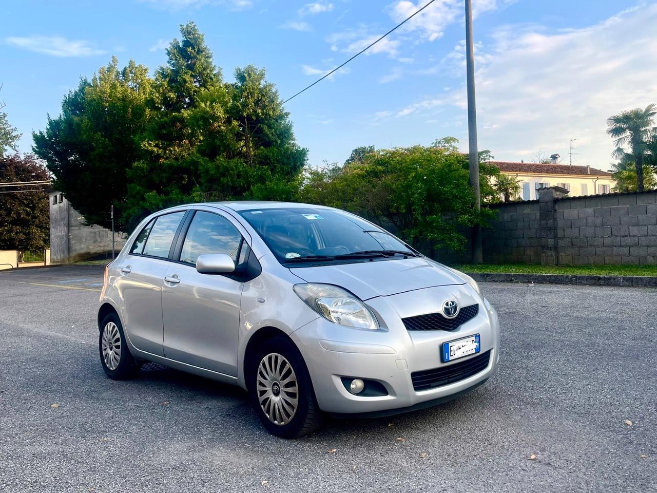 Toyota Yaris 1.3 5 porte Sol