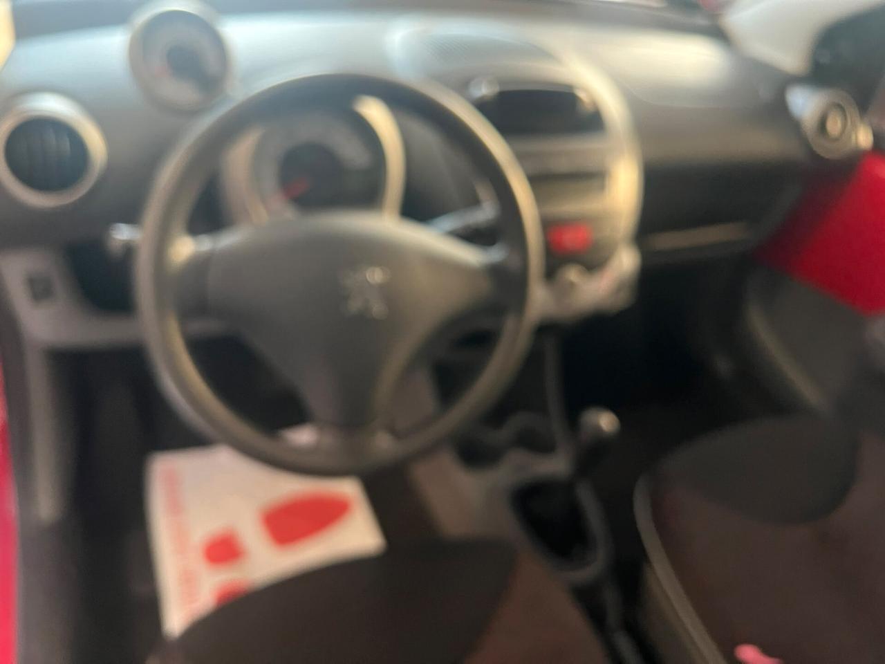 Peugeot 107 1.0 68CV 5p. Plaisir