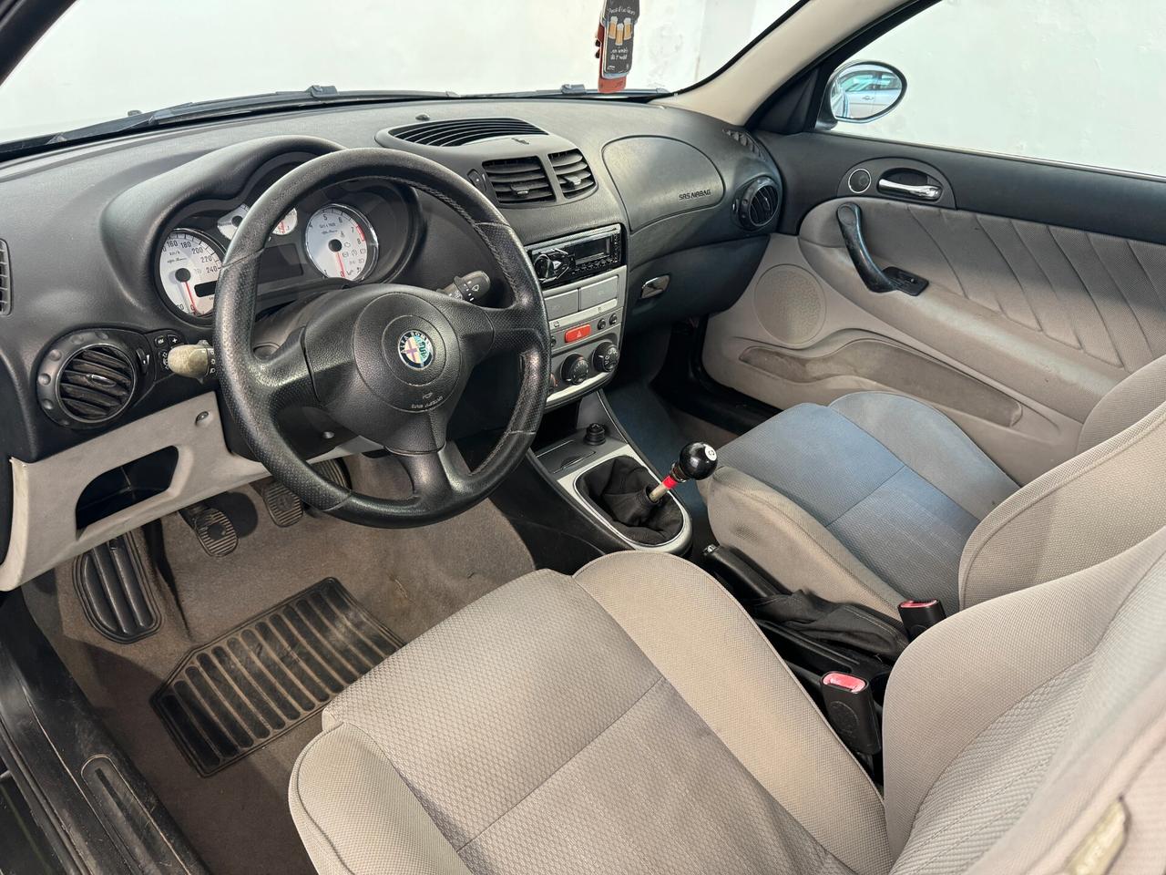 Alfa Romeo 147 1.6 TS (105) 3p. Progression E4