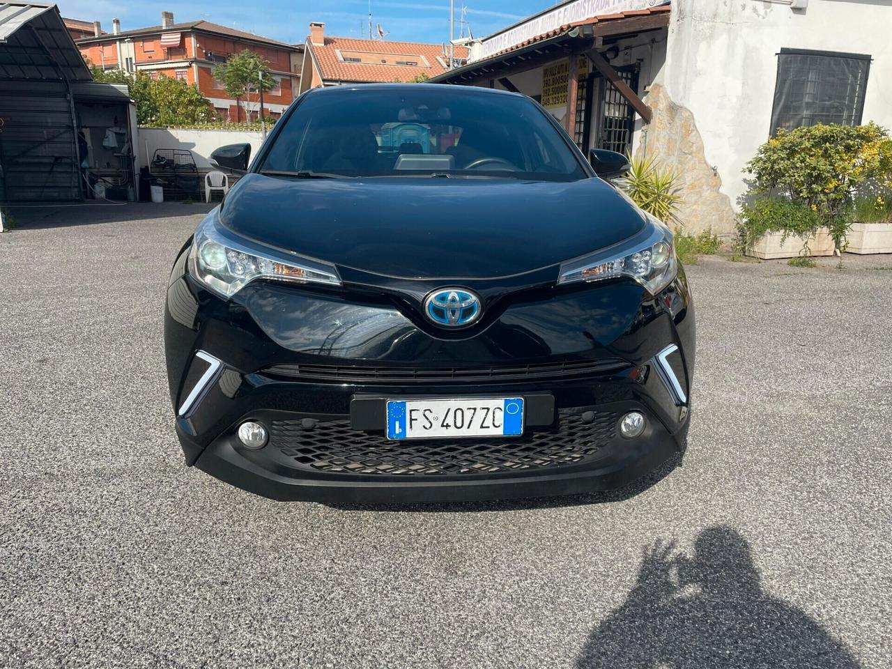 Toyota C-HR 1.8 Hybrid E-CVT FULL BLACK GARANZIA