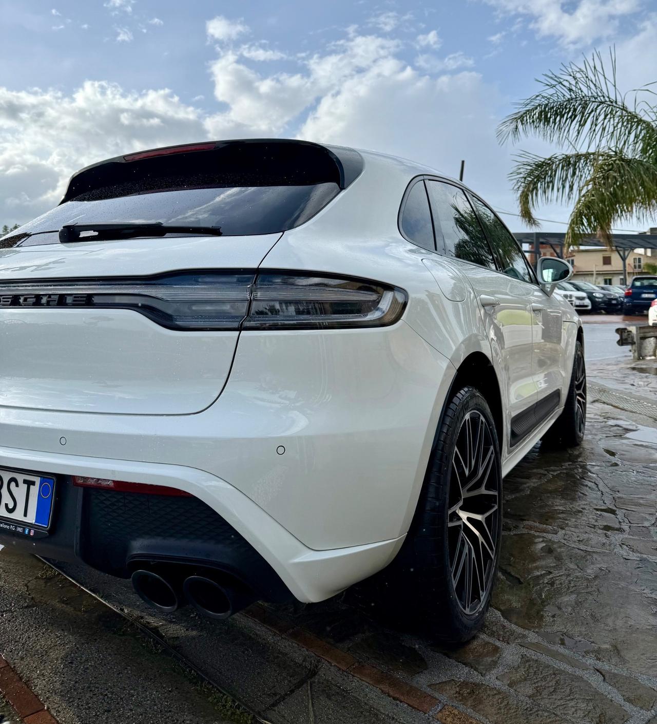 Porsche Macan 2.0 265 cv Led Pelle Tetto Panoramico Apr. Camera 360* 21 Felgen