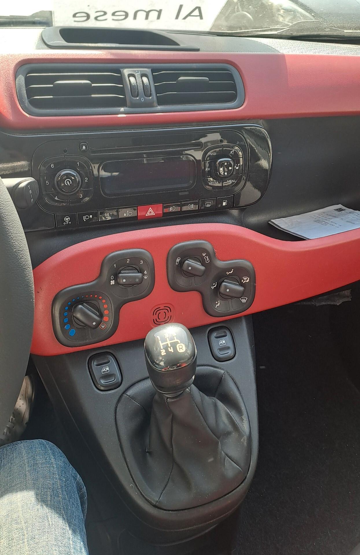 Fiat Panda 0.9 TwinAir Turbo Natural Power Lounge