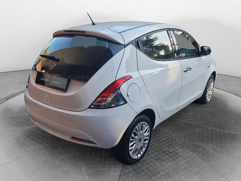 Lancia Ypsilon 1.2 69 CV 5 porte GPL Ecochic Silver