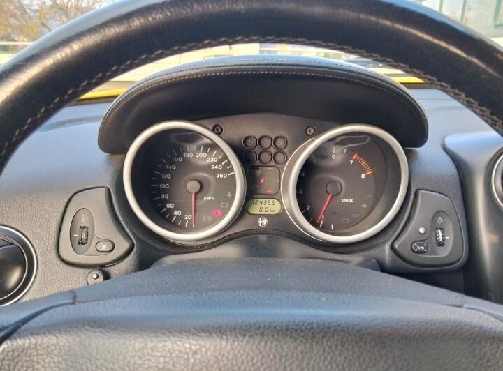 Alfa Romeo Spider 1.8