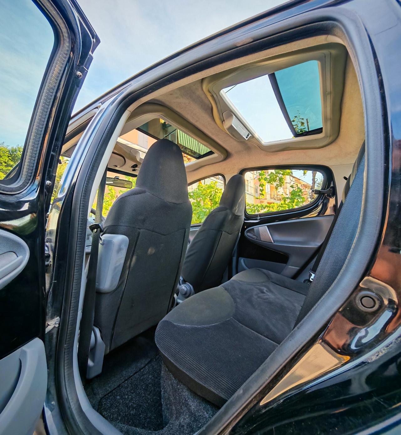 Citroen C1 AUTOMATICA CON DOPPIO TETTO APRIBILE