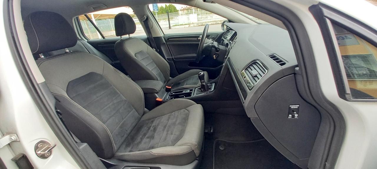 Volkswagen Golf 7 Allestimento Highline cc. 1.6 TDI Turbodiesel Manuale 5 Porte 5 Posti UTILIZZABILE X I NEOPATENTATI 2025...!!!!