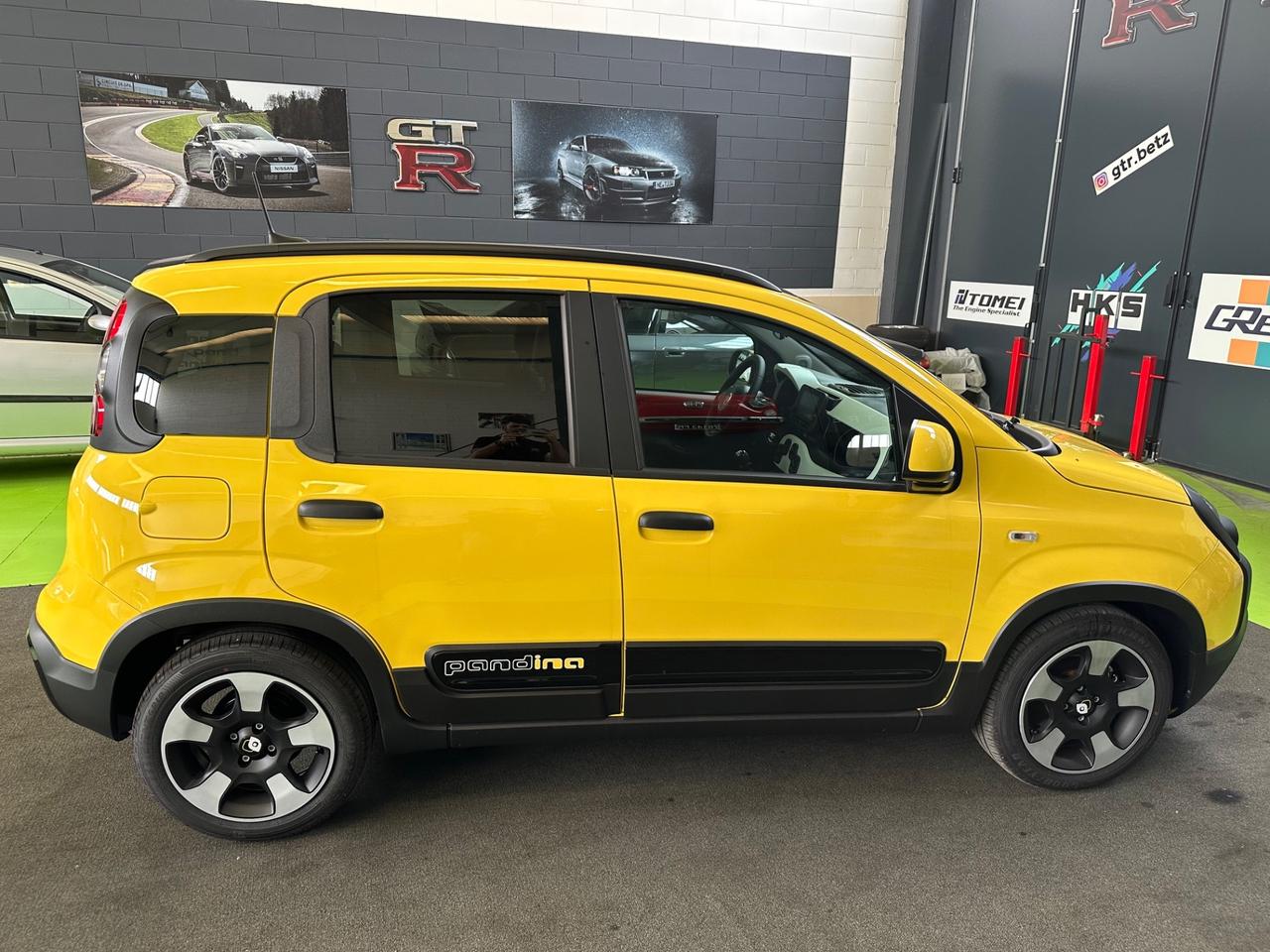 Fiat Panda 1.0 Hybrid 70CV Pandina CROSS KM ZERO 2025