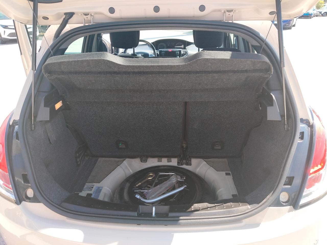 Lancia Ypsilon 1.3 MJT 16V 95 CV 5 porte S&S Opening Edition