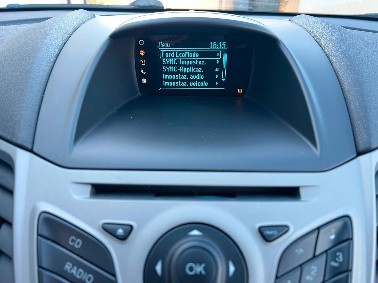 Ford Fiesta 1.5 TDCi 75CV 5 porte Titanium