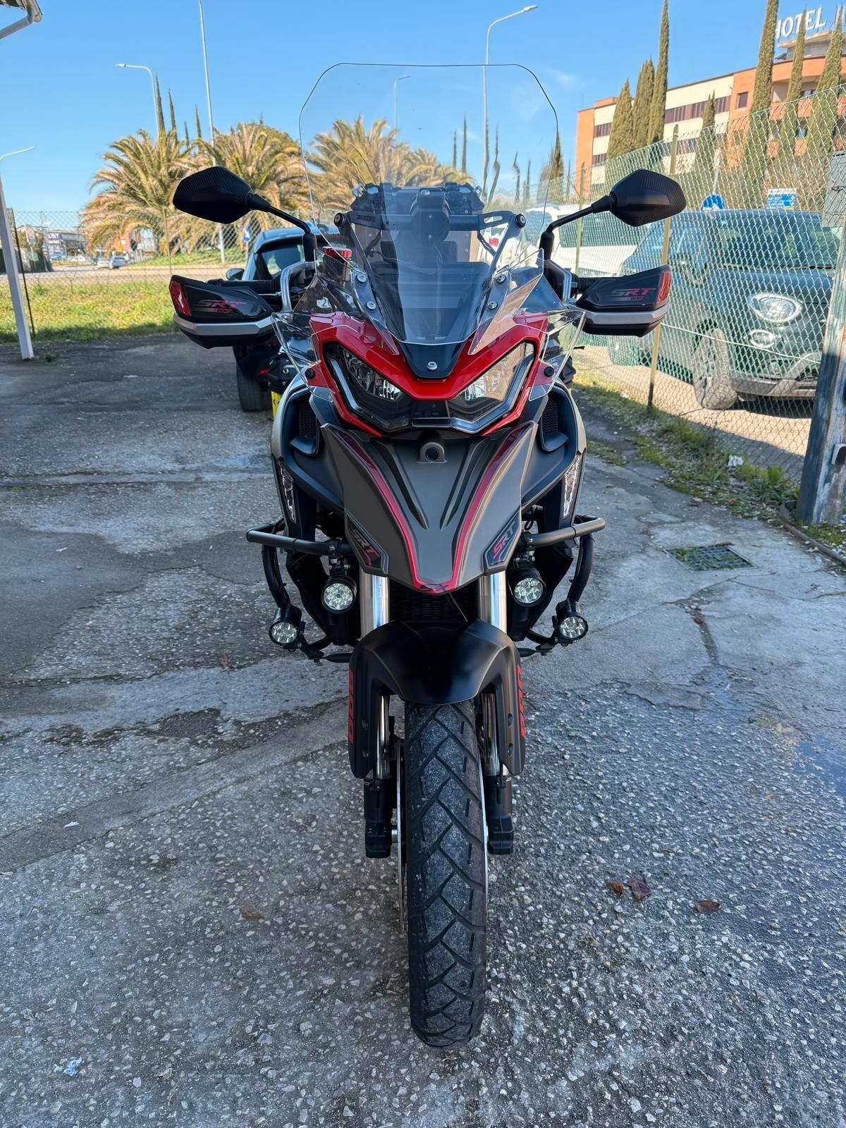 Qj Motor SRT 800 SX - GARANZIA CASA MADRE - FULL OPTIONAL - PARI AL NUOVO