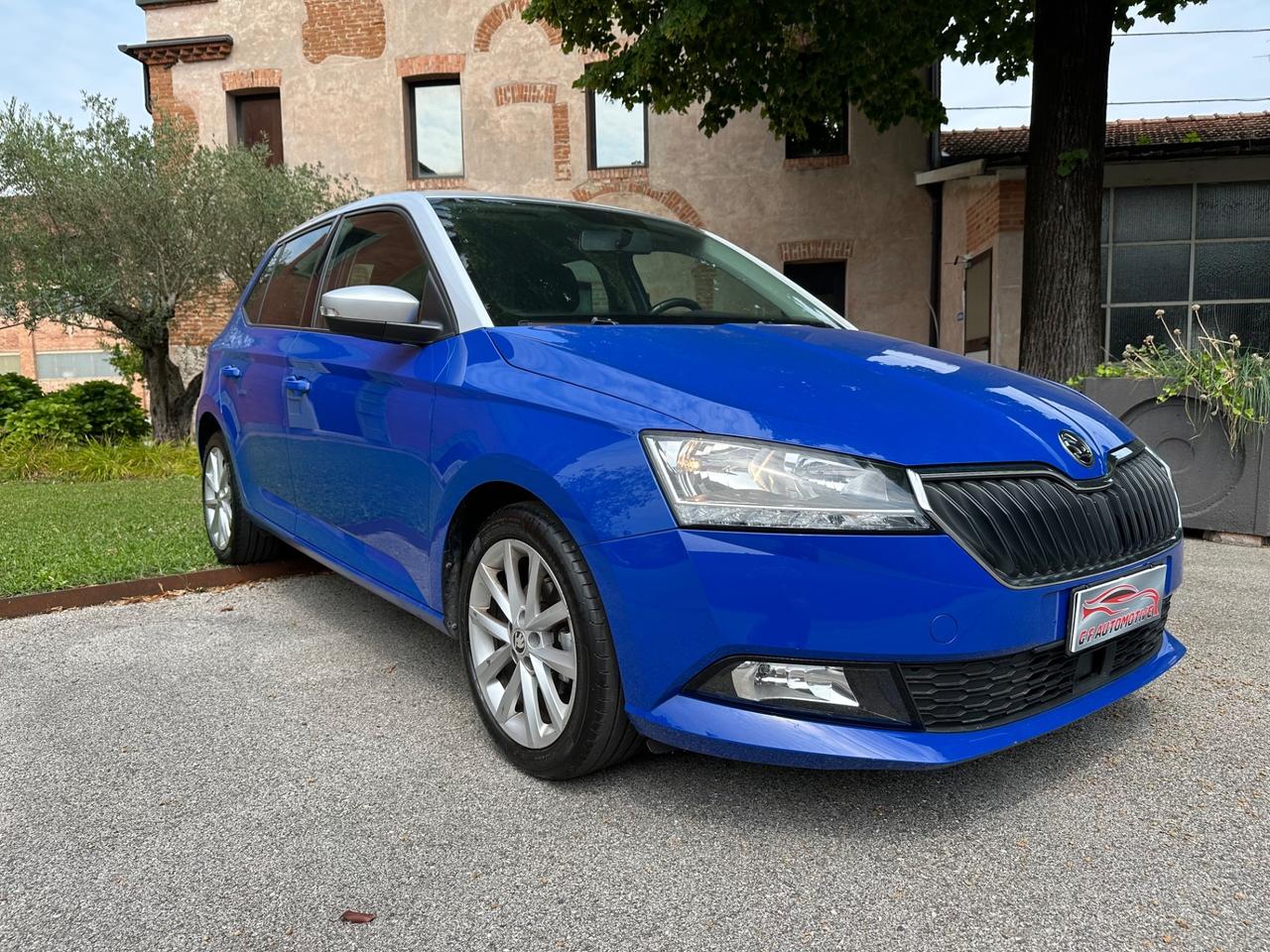Skoda Fabia 1.0 MPI 60 CV Twin Color Nero