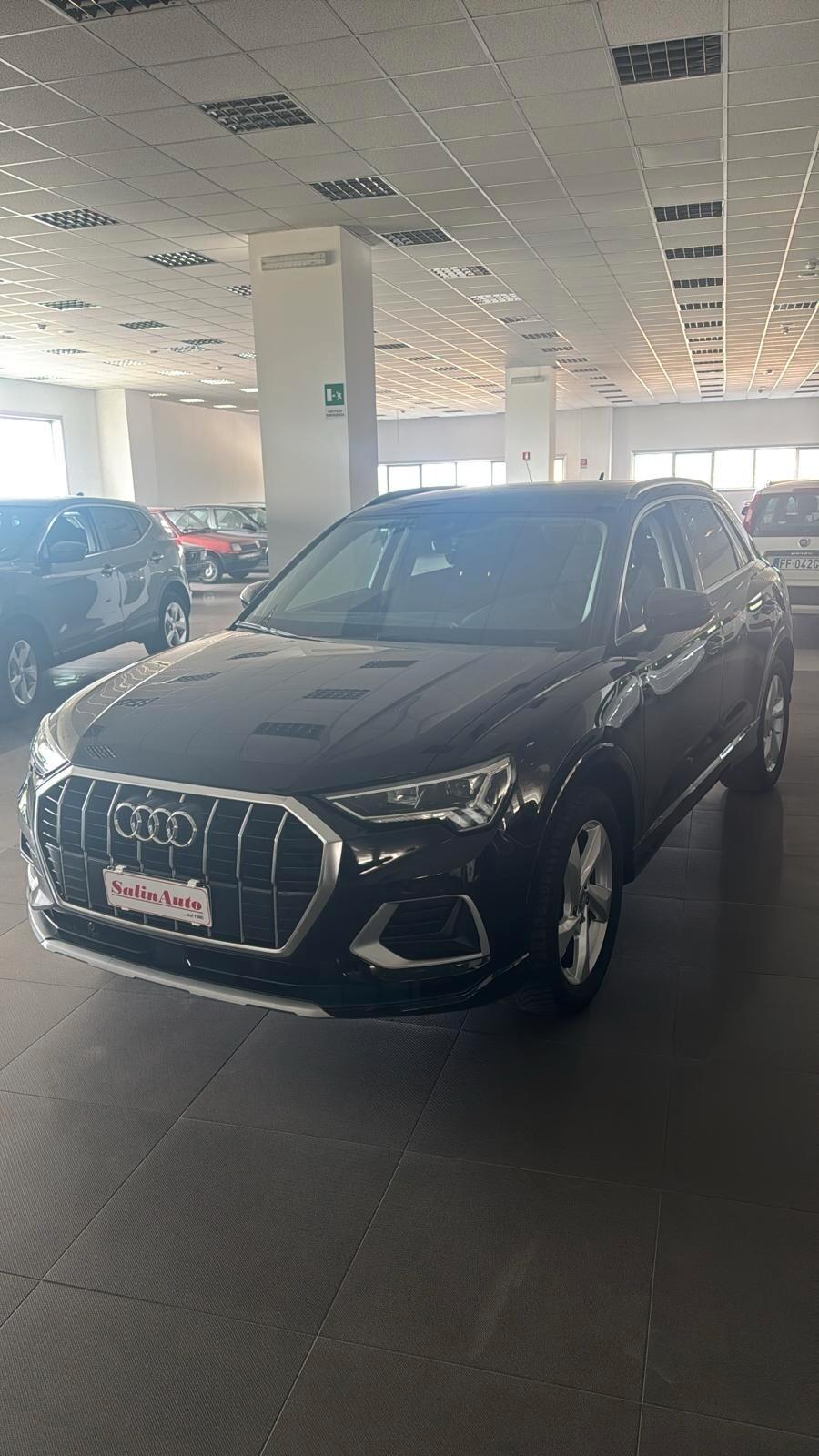 Audi Q3 35 TDI S tronic Business Advanced