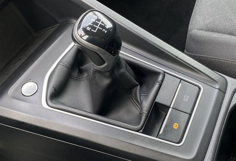 Volkswagen Golf 8 2.0 TDI LIFE 115CV