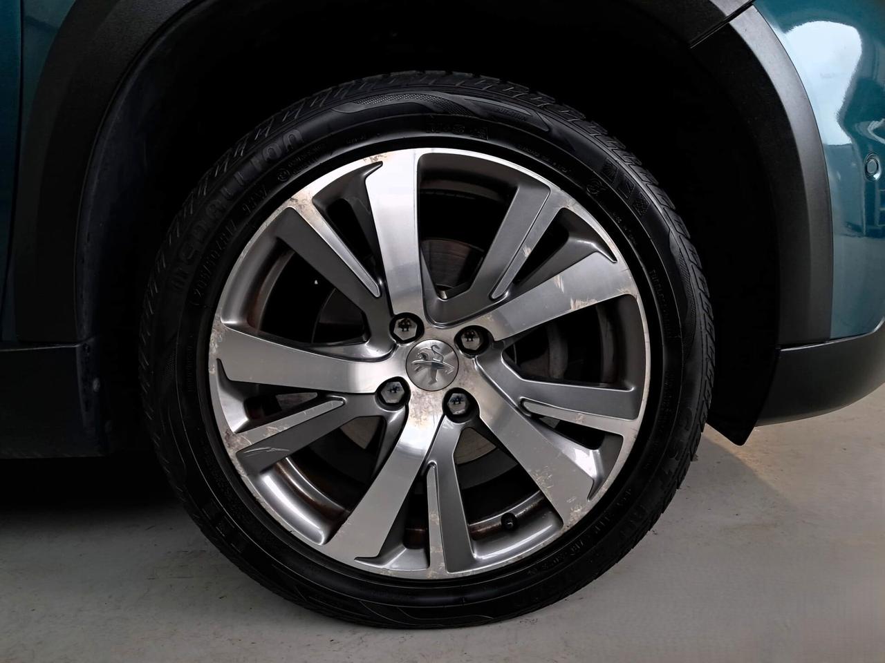 Peugeot 2008 BlueHDi 120 S&S Crossway