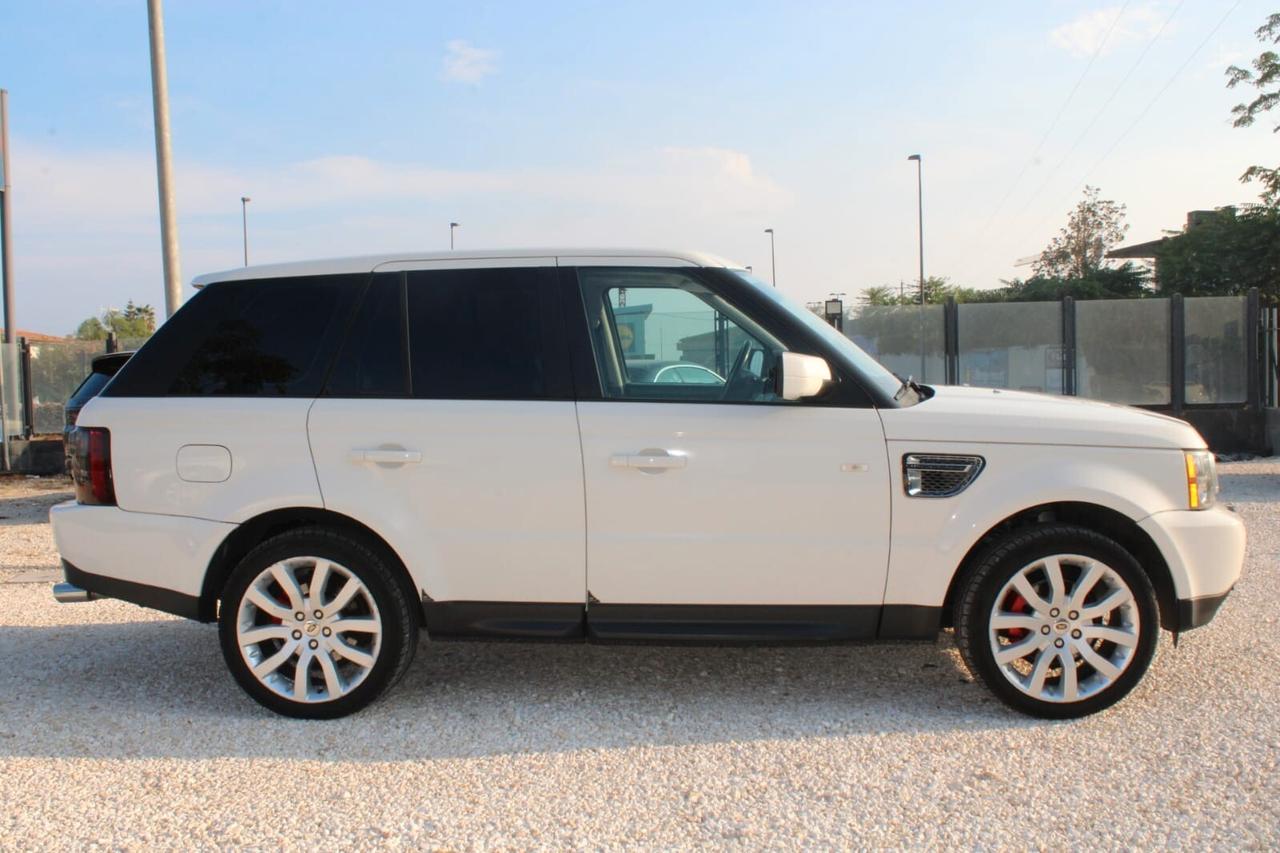 Land Rover Range Rover Sport Range Rover Sport 2.7 TDV6 SE