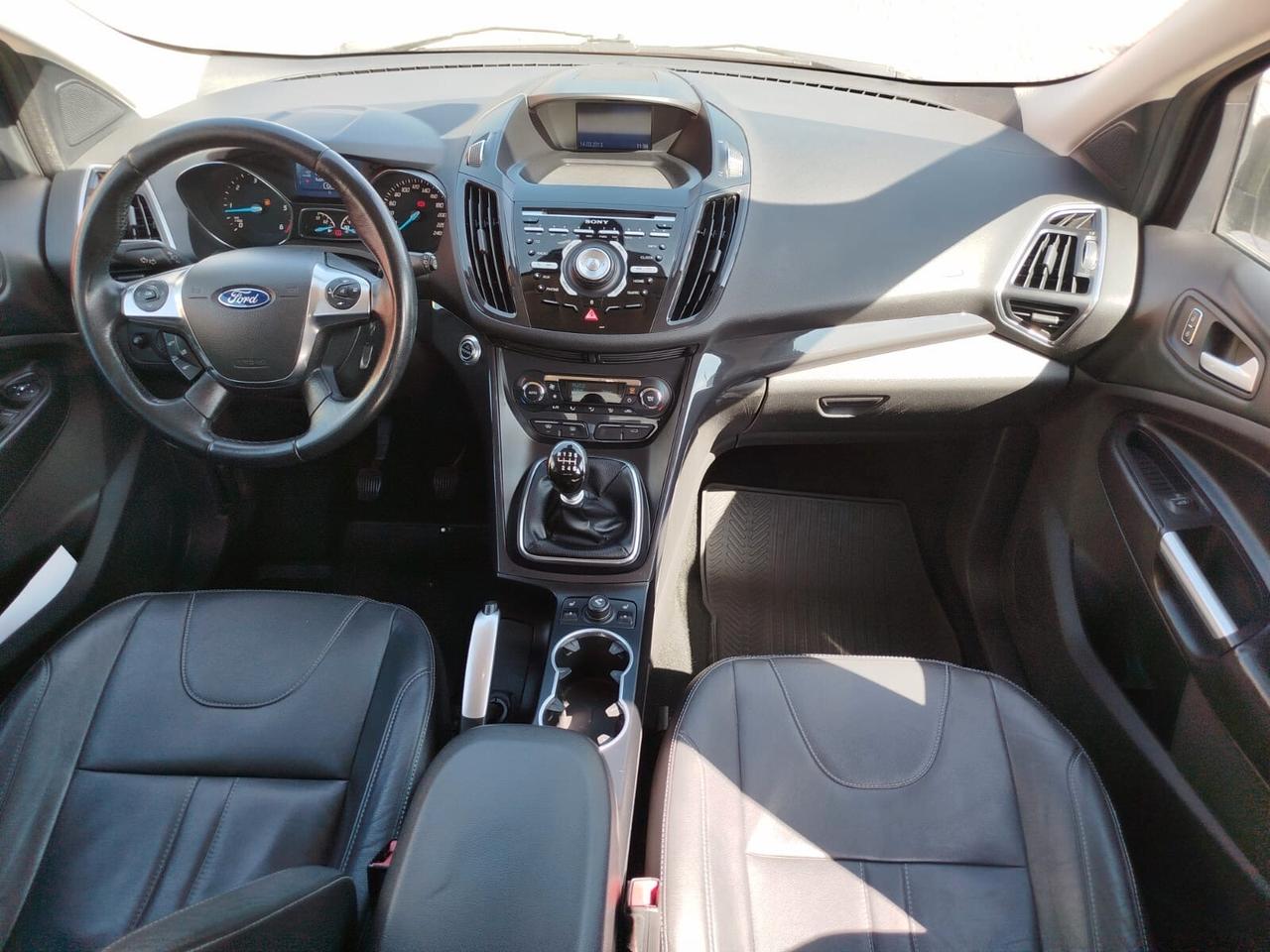 Ford Kuga 2.0 TDCI 140 CV 4WD Titanium
