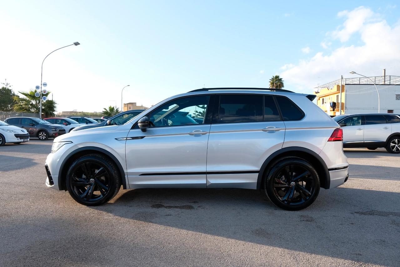 Volkswagen Tiguan 2.0 TDI 150 CV SCR DSG R-Line