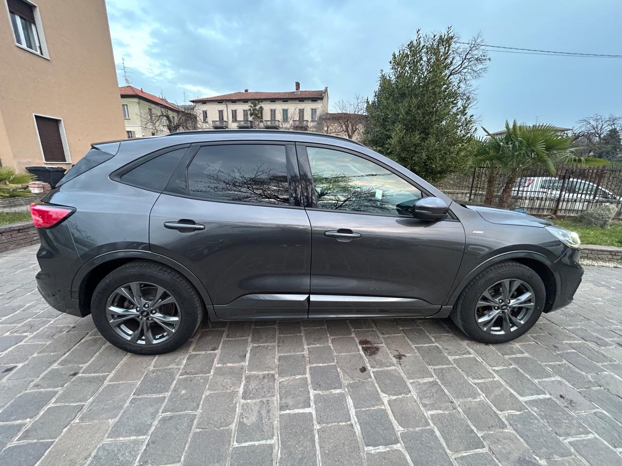 Ford Kuga ST-Line X - 1.5 benzina 150 CV