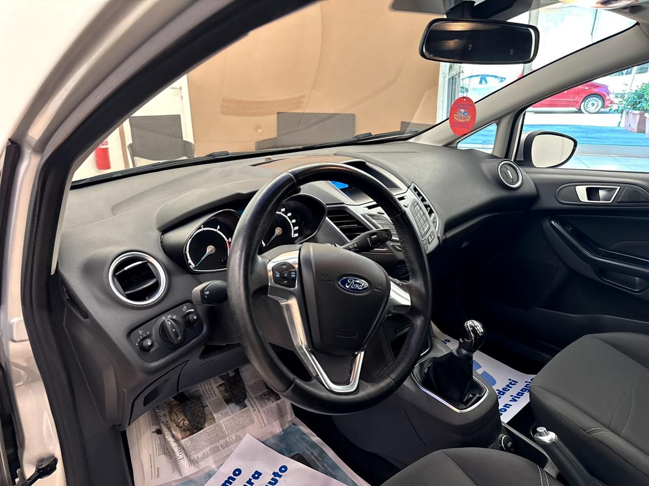 Ford Fiesta 1.5 TDCi 75CV 5 porte Titanium