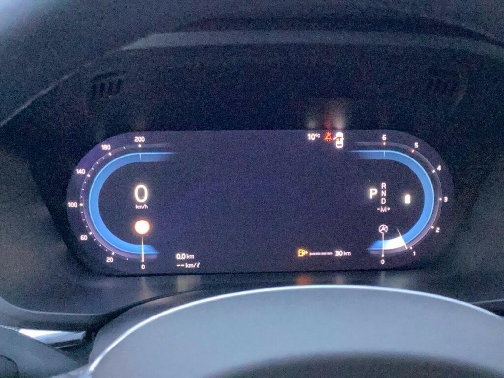 Volvo XC60 2.0 B4 Plus Dark automatico