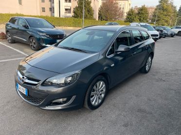 Opel Astra 1.7 CDTI 130CV Sports Tourer Cosmo