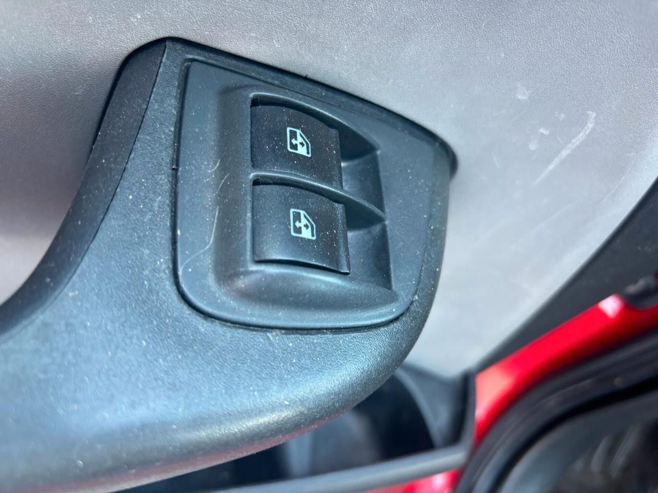 Fiat Doblò Cargo 1.9 JTD 105 CV Tetto Alto – Clima – Block Shaft