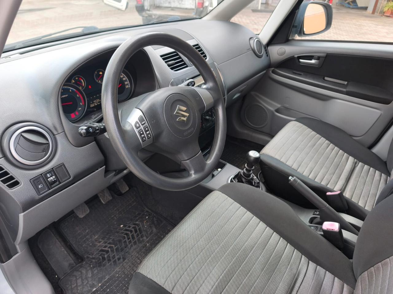 Suzuki SX4 S-Cross 2.0 DDiS 16V 4WD Outdoor Line GL