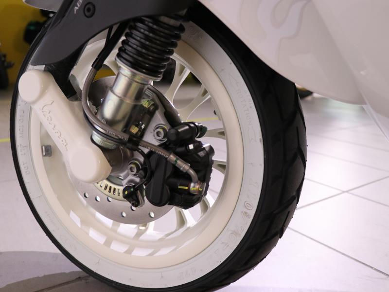 Piaggio Vespa Sprint 125 Justin Bieber