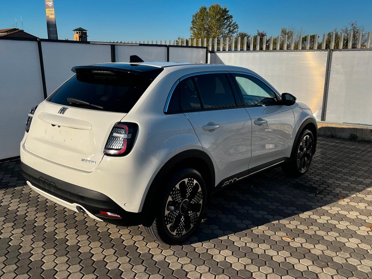 Fiat 600 Hybrid 100 CV DCT MHEV La Prima